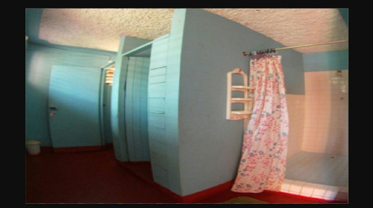 Shades Cottage Guesthouse Blue Hole Екстер'єр фото